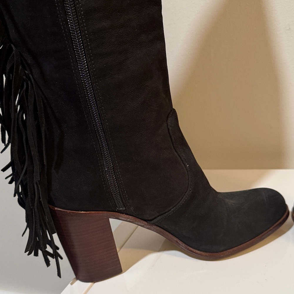 Gianni Bini Women's Black Suede Knee High Fringe Boots Size 8 - Picture 8 of 16